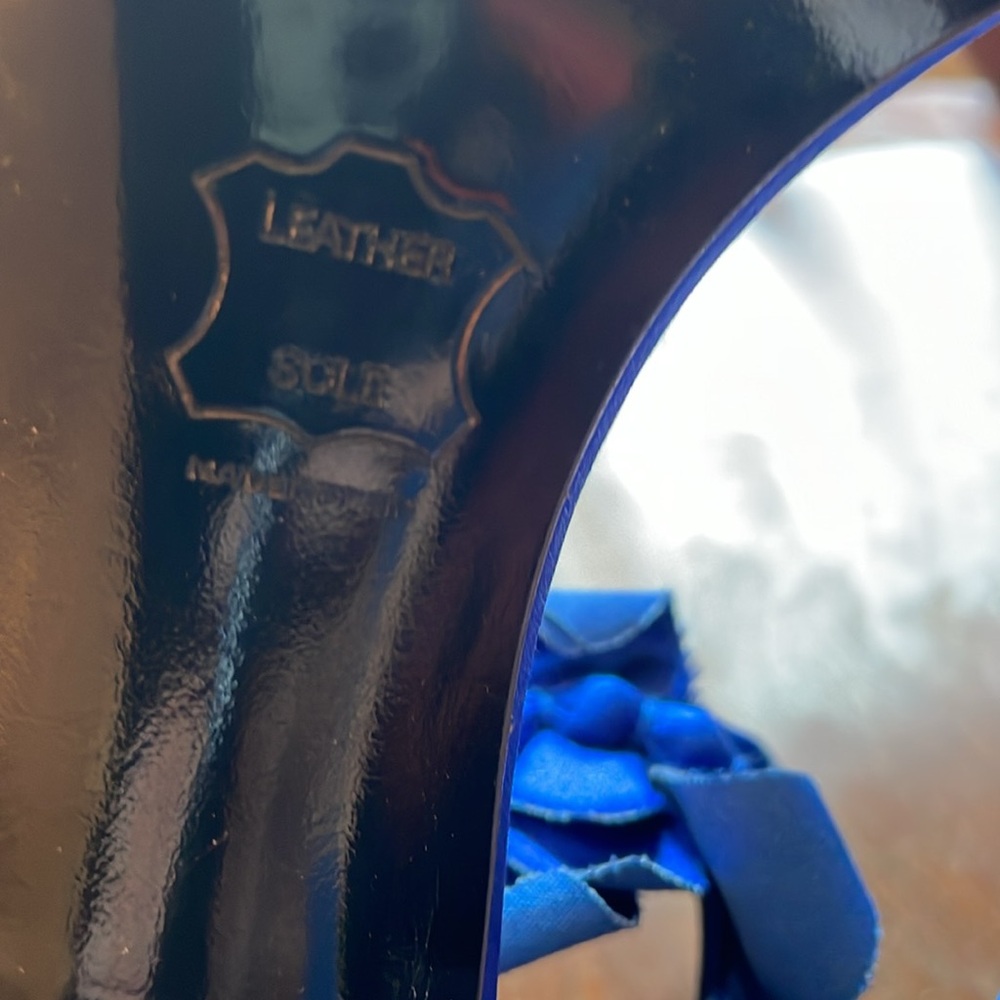 Stuart Weitzman Giggle Royal Blue Satin Women's Heels size 7 💙🦋 - Picture 7 of 11